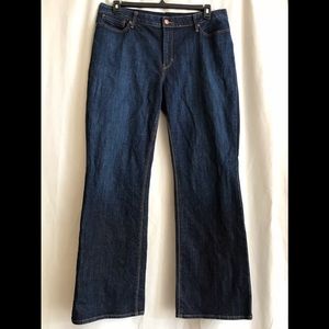 Levi’s Perfect Waist 525 Boot Cut